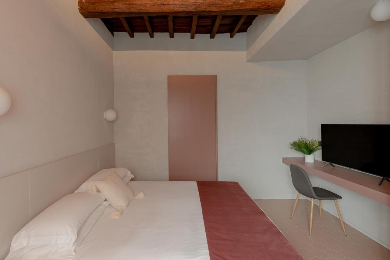 Design Apartment With Private Pool In Campo Dei Fiori 로마 외부 사진